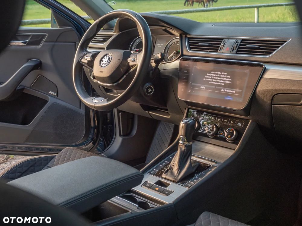 Skoda Superb 2.0 TDI SCR 4x4 Ambition DSG - 17