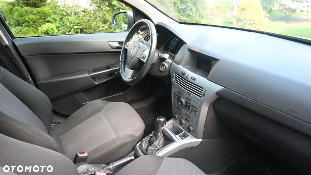 Opel Astra 1.3 CDTI Enjoy - 15