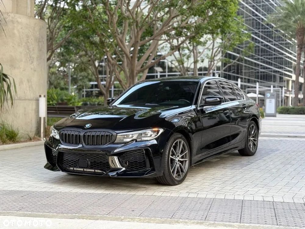 BMW Seria 3 330i xDrive M Sport - 3