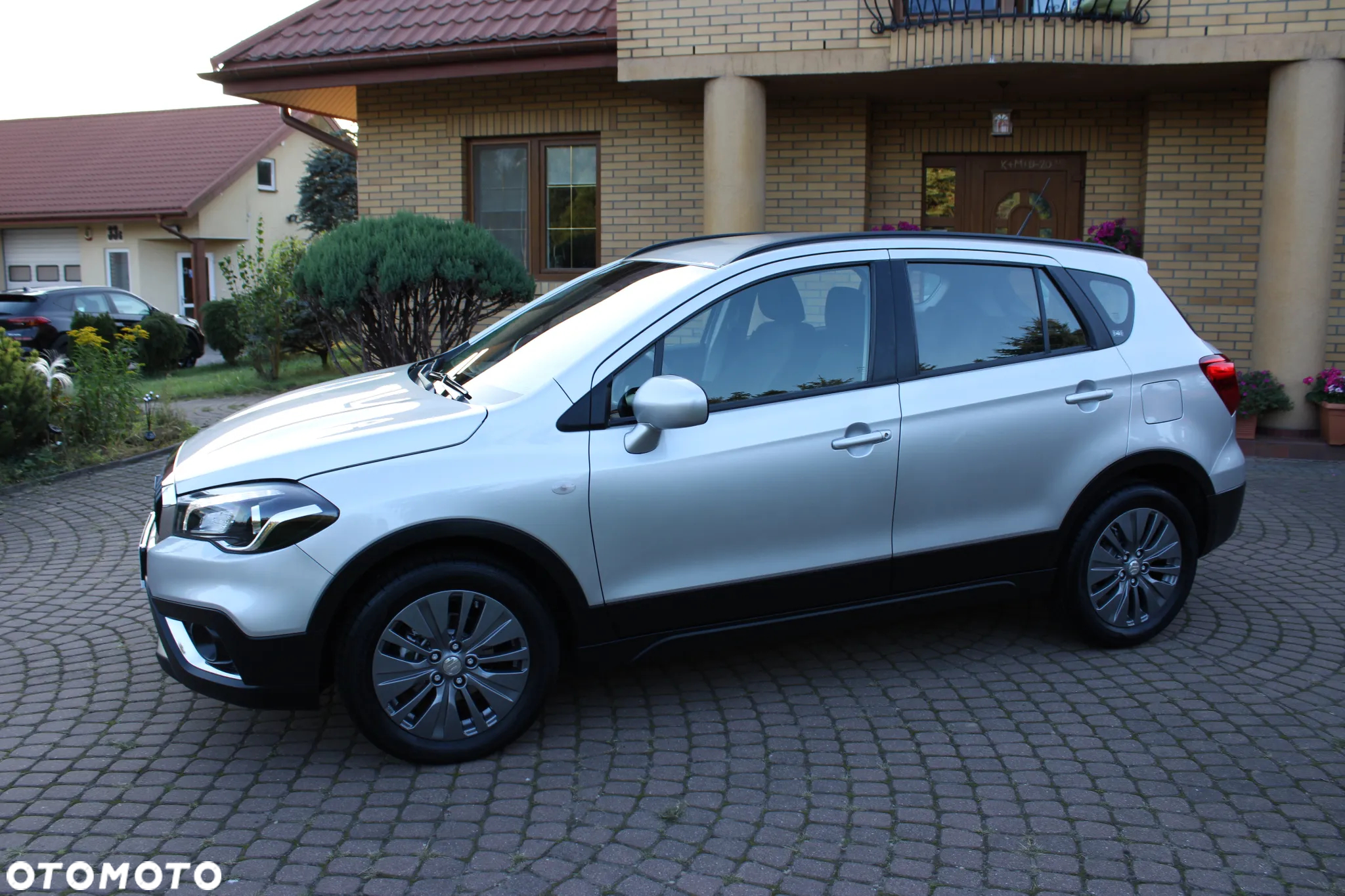 Suzuki SX4 S-Cross 1.4 SHVS Comfort Plus - 4