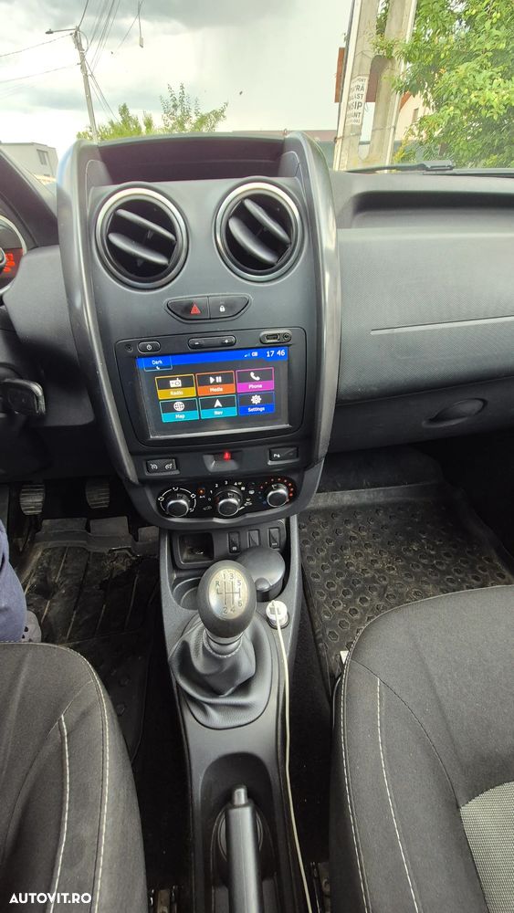 Dacia Duster 1.5 dCi 4x2 Laureate - 10