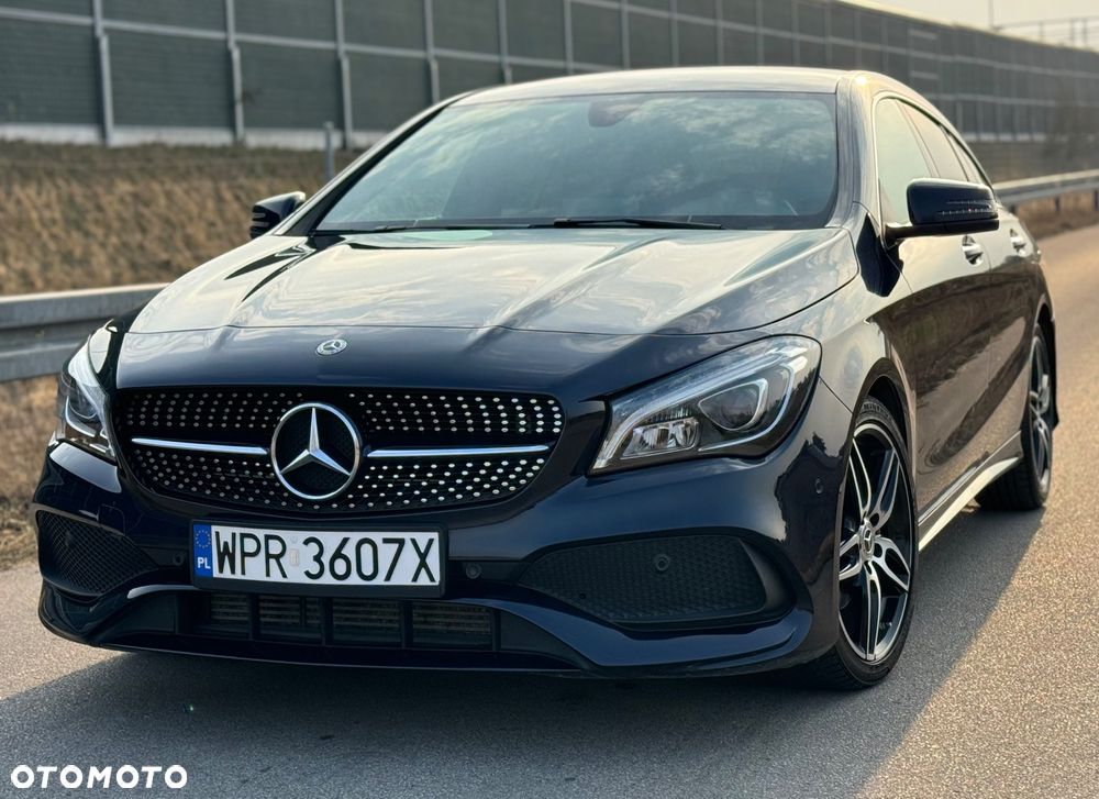 Mercedes-Benz CLA 180 AMG Line - 15