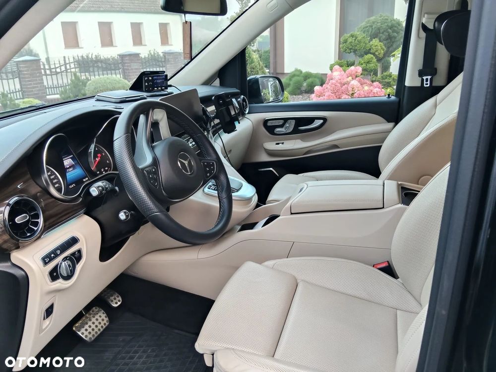 Mercedes-Benz Klasa V 300 d 4-Matic Avantgarde 9G-Tronic - 8