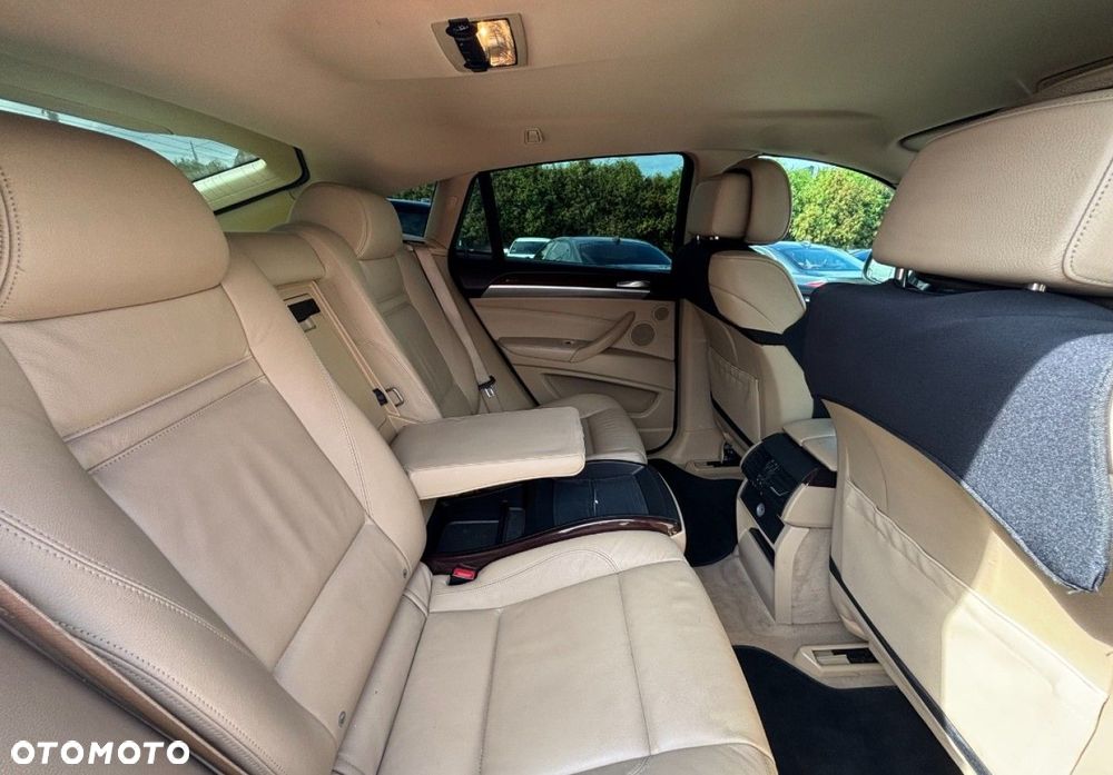 BMW X6 - 16