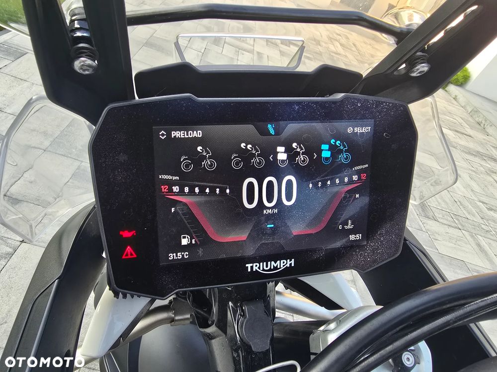 Triumph Tiger - 11