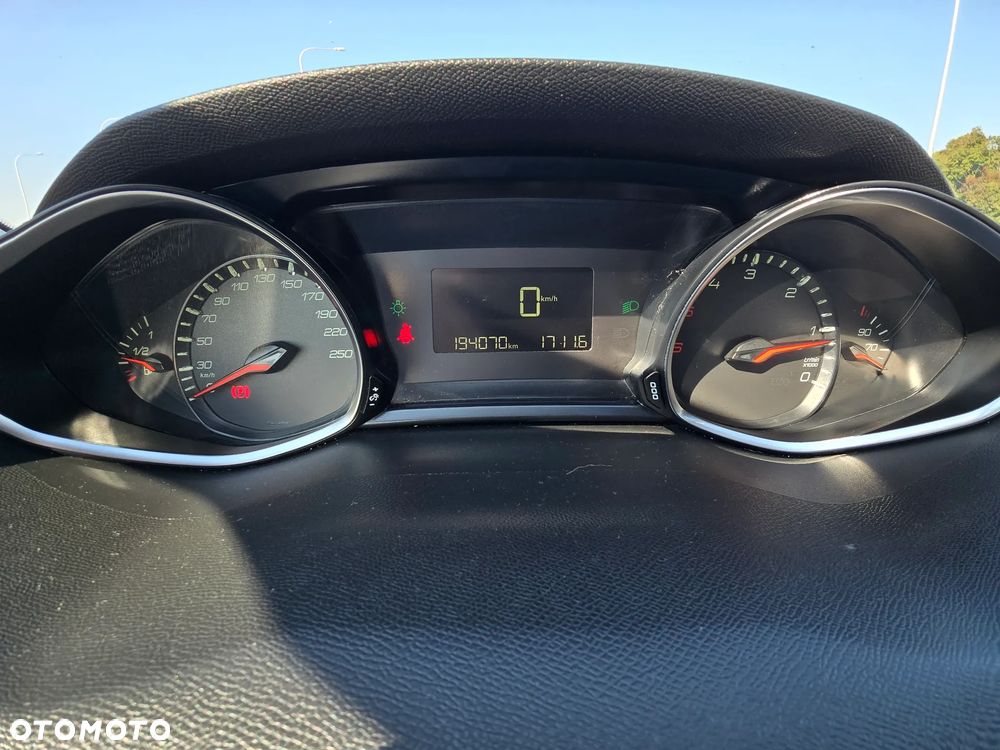Peugeot 308 1.6 HDi Access - 32