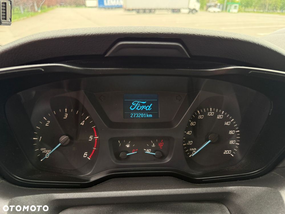 Ford Transit - 9