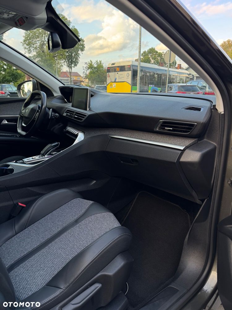 Peugeot 3008 BlueHDi 130 Stop & Start EAT8 Allure - 19