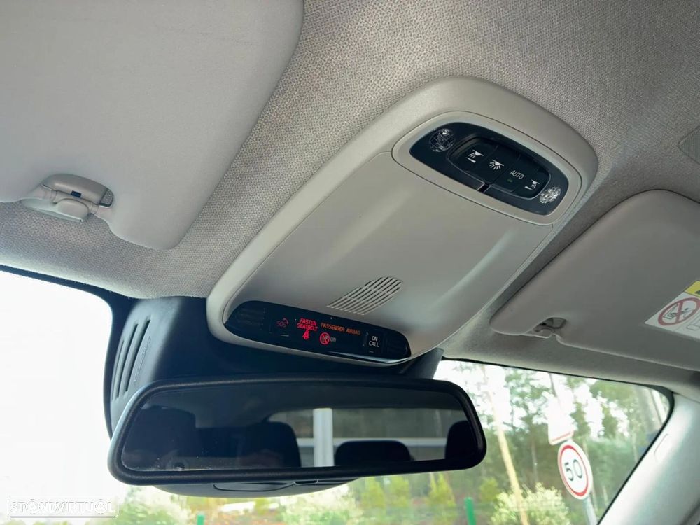 Volvo XC 40 1.5 T2 Momentum Plus Geartronic - 25