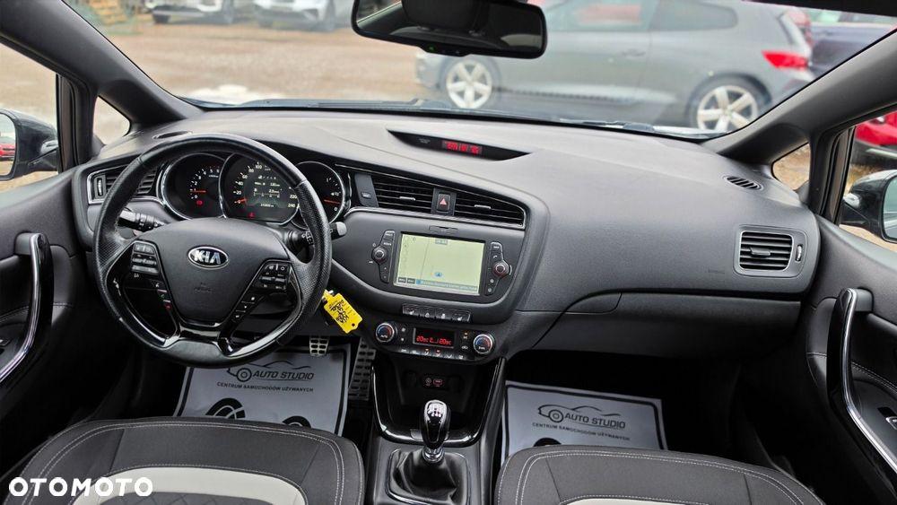 Kia Ceed 1.6 CRDi GT Line - 5