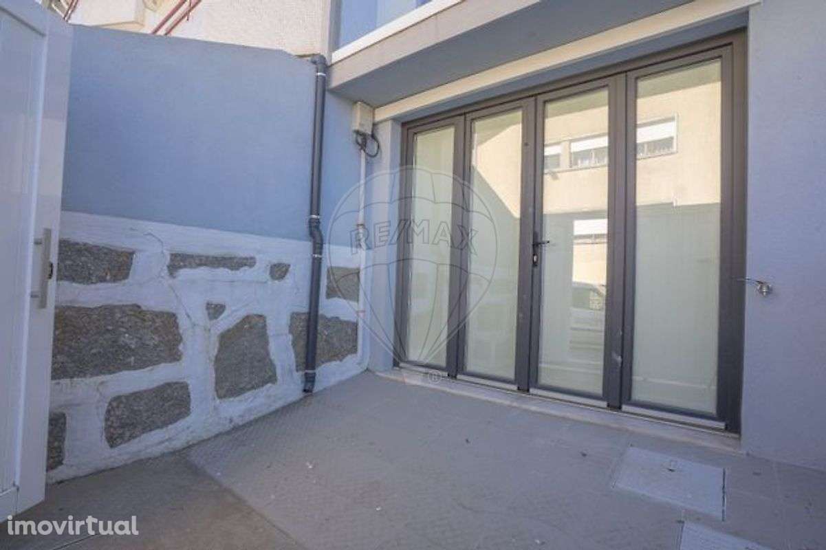 Estúdio T1 para venda - Grande imagem: 5/23