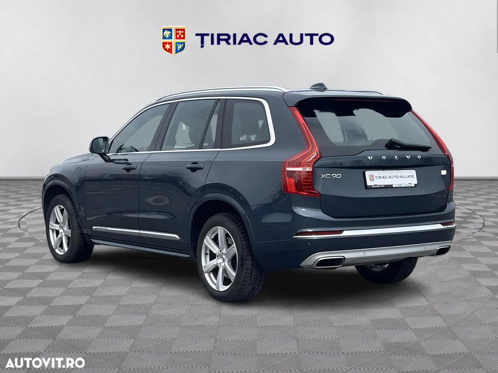 Volvo XC 90 - 3