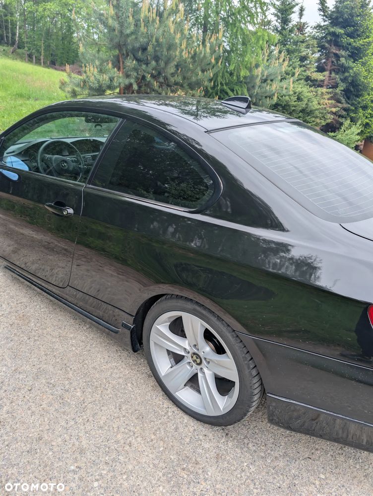 BMW Seria 3 325i - 9