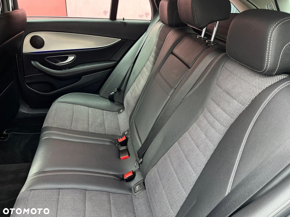 Mercedes-Benz Klasa E 200 9G-TRONIC Avantgarde - 11