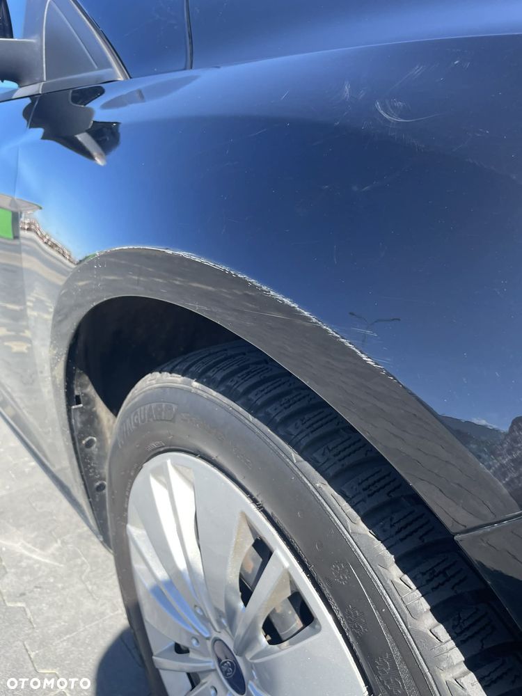 Ford Focus 1.6 Trend - 10