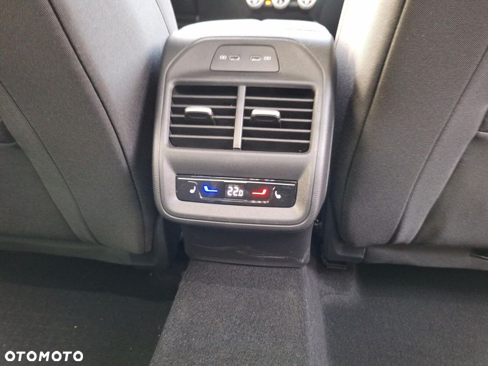 Skoda Superb 1.5 TSI Plug-in Hybrid Selection DSG - 24