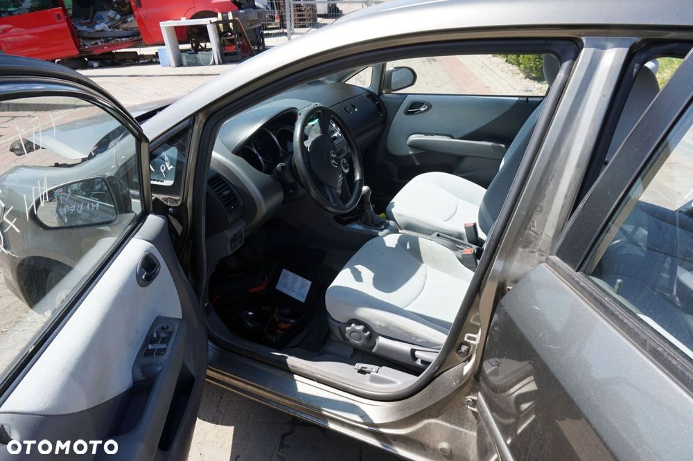 HONDA CITY IV 2007 NH701M 1.4 8V L13A8 82KM BEŻOWY na części - 10