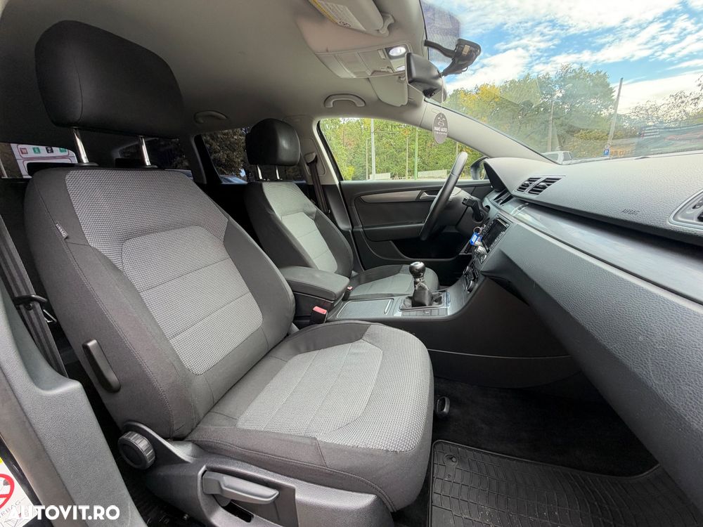 Volkswagen Passat 1.6 TDI BlueMotion Technology Comfortline - 15