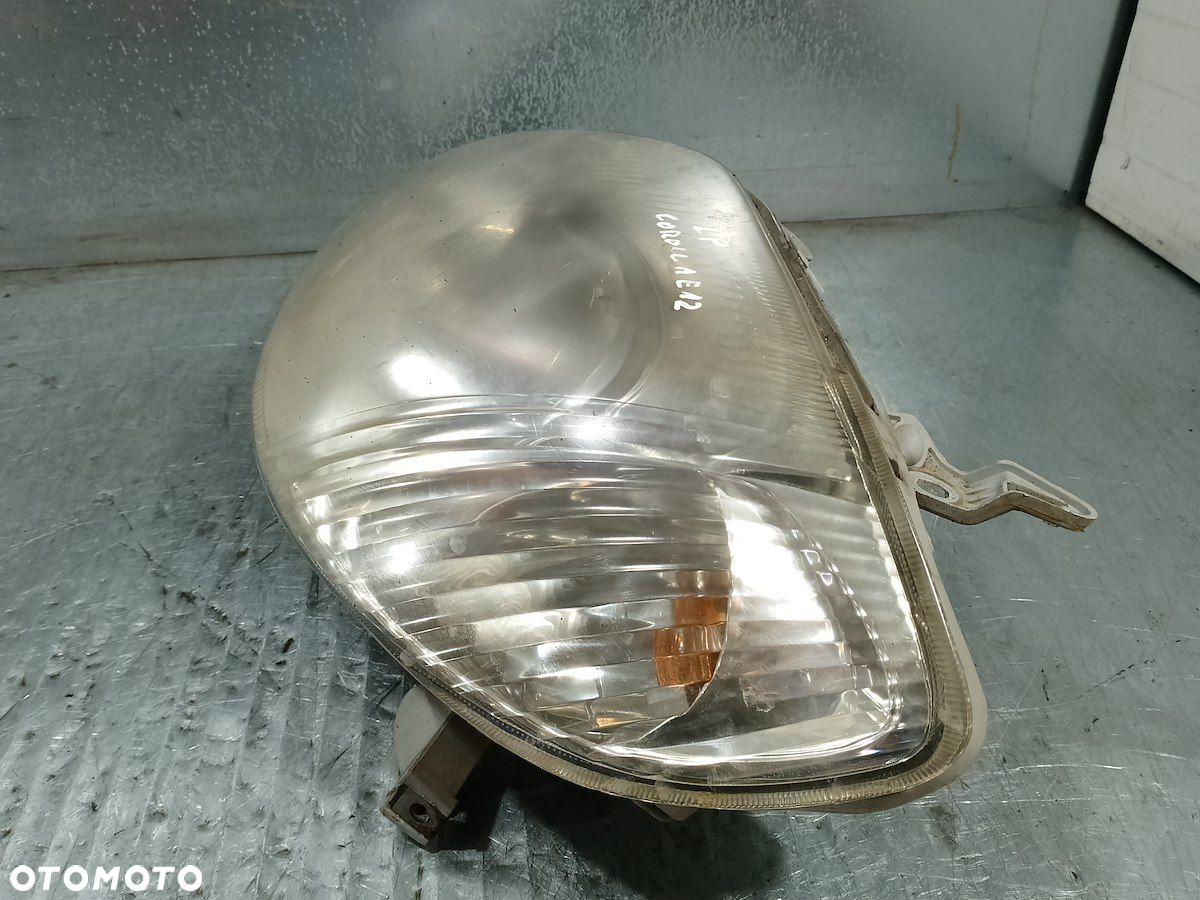 LAMPA PRZÓD LEWA TOYOTA COROLLA E12 1.6 16V BENZYNA KOMBI 20-A266B - 2