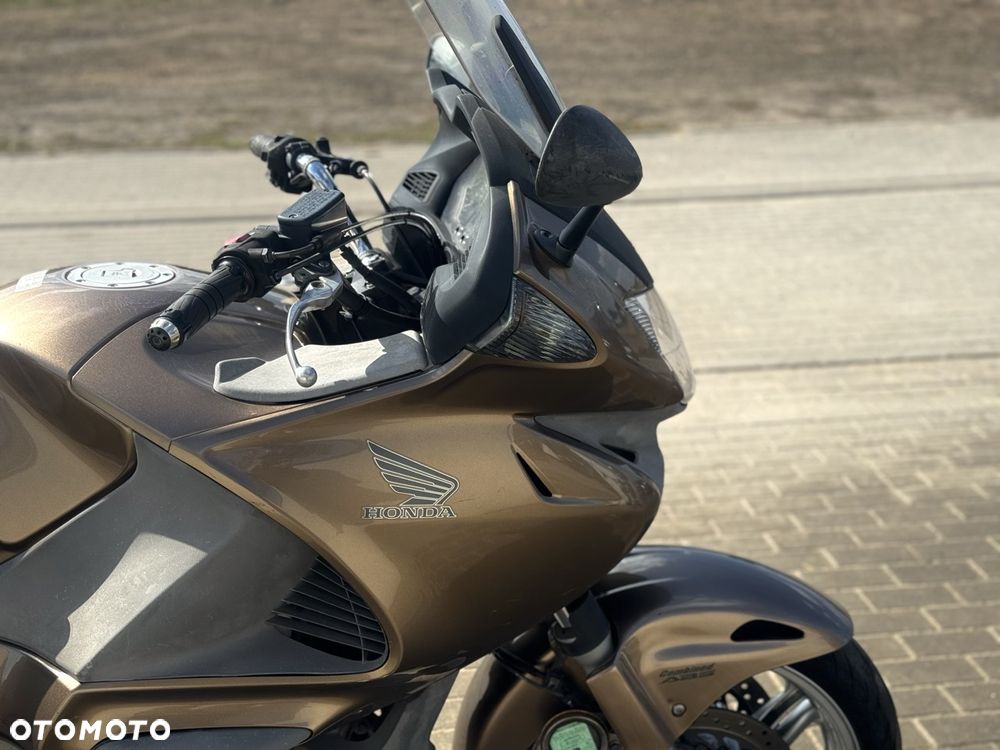 Honda Deauville - 16