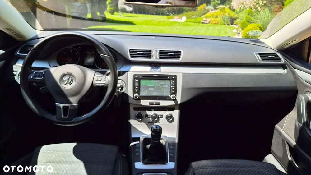 Volkswagen Passat CC - 18