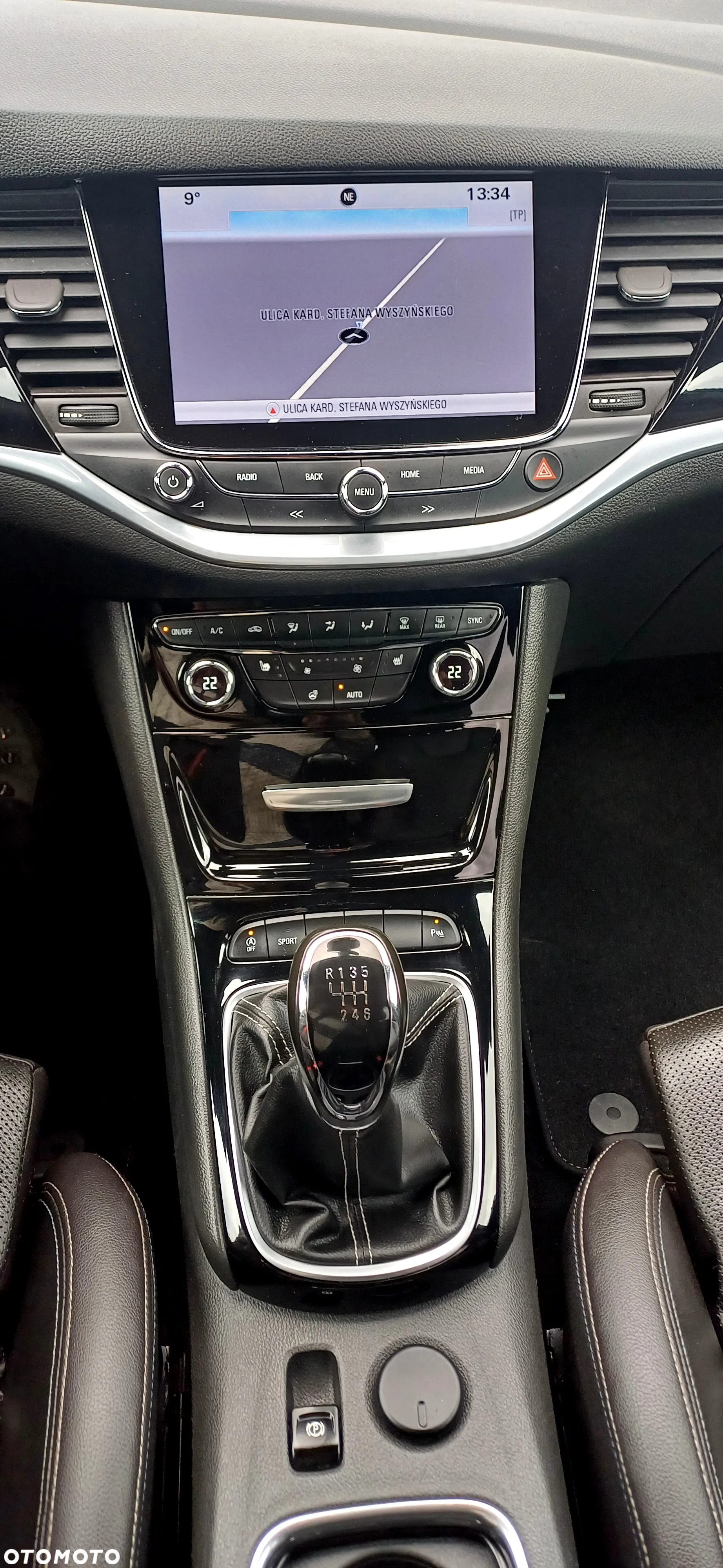 Opel Astra IV 1.6 CDTI Sport - 16