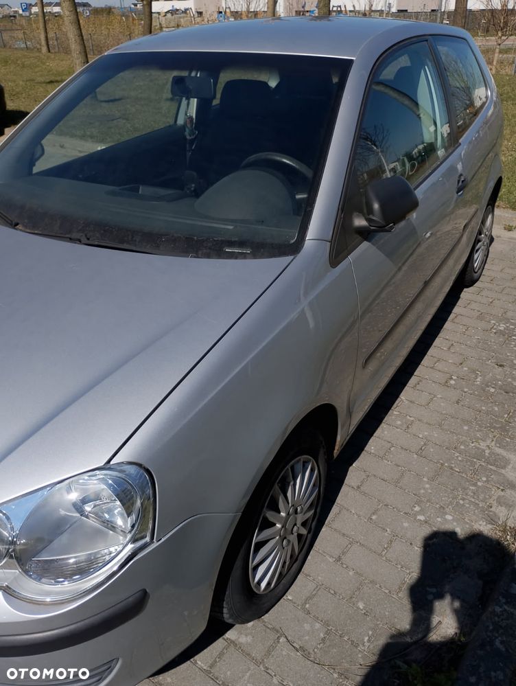 Volkswagen Polo - 2