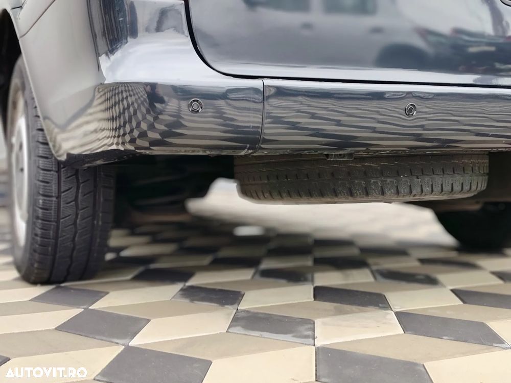 Mercedes-Benz Vito - 18