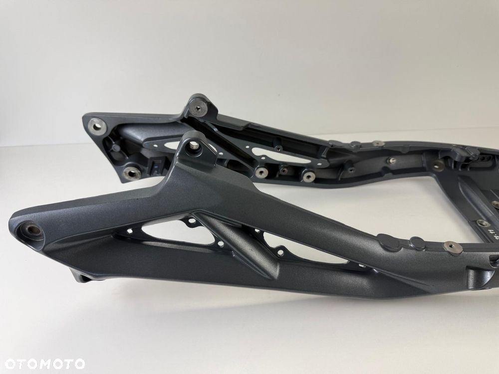 Stelaż tył Triumph Street Triple 675 2013-17 - 11