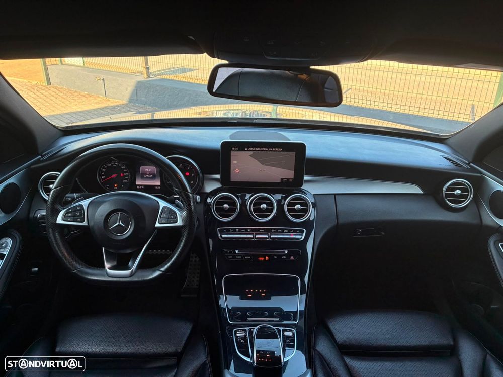 Mercedes-Benz C 300 - 33