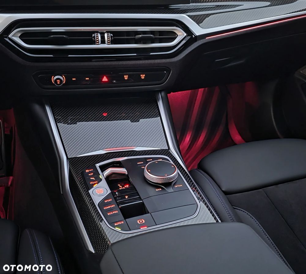 BMW Seria 3 330i xDrive M Sport - 41