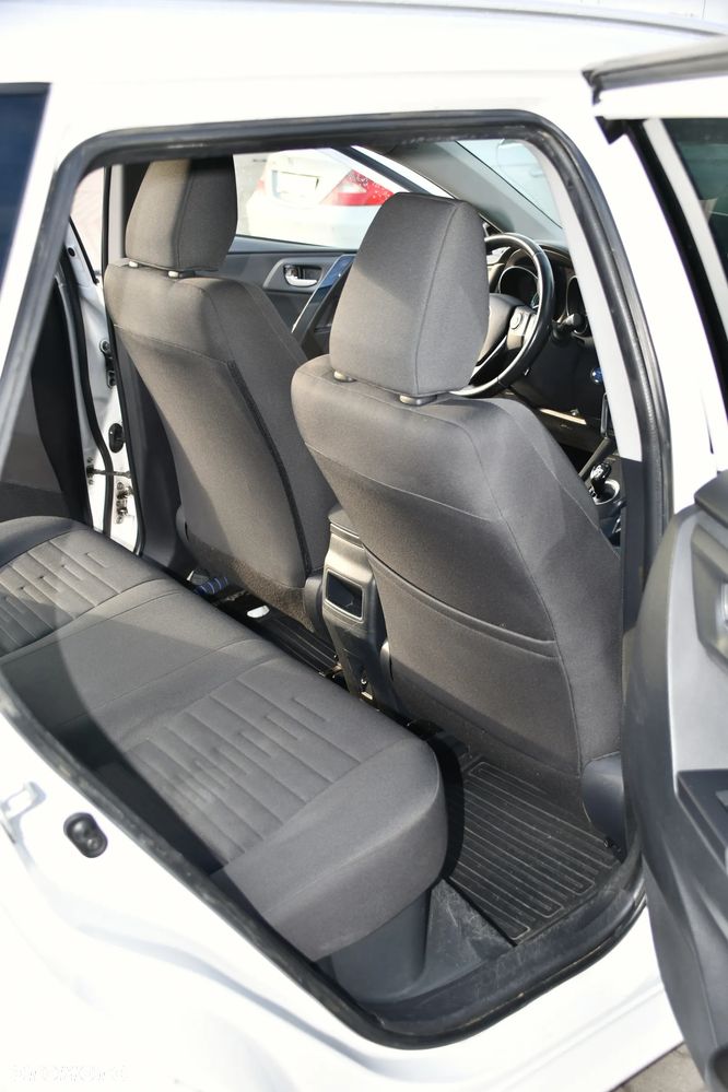 Toyota Auris 1.8 HSD Luna - 16
