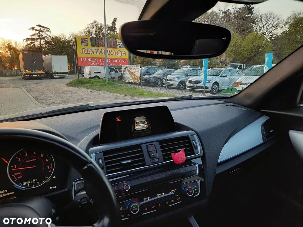 BMW Seria 1 120i M Sport - 29