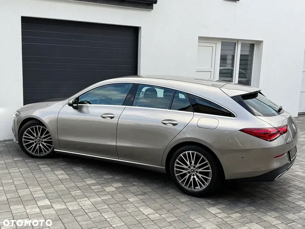 Mercedes-Benz CLA 200 d Shooting Brake 8G-DCT Progressive - 24