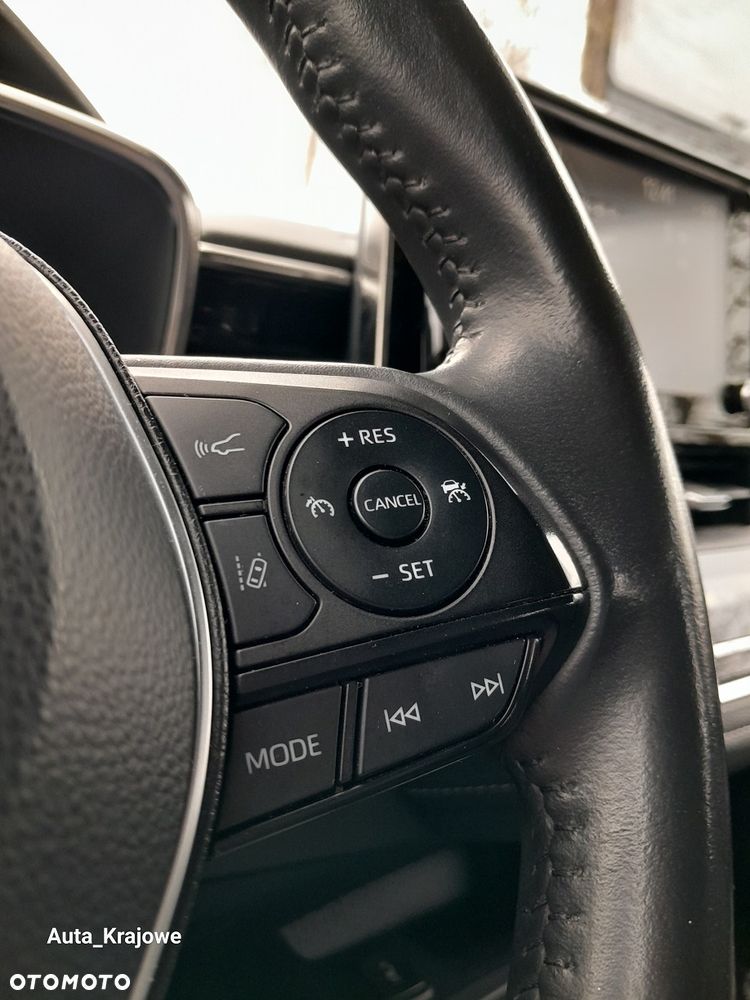 Toyota Corolla 1.8 Hybrid Comfort - 24