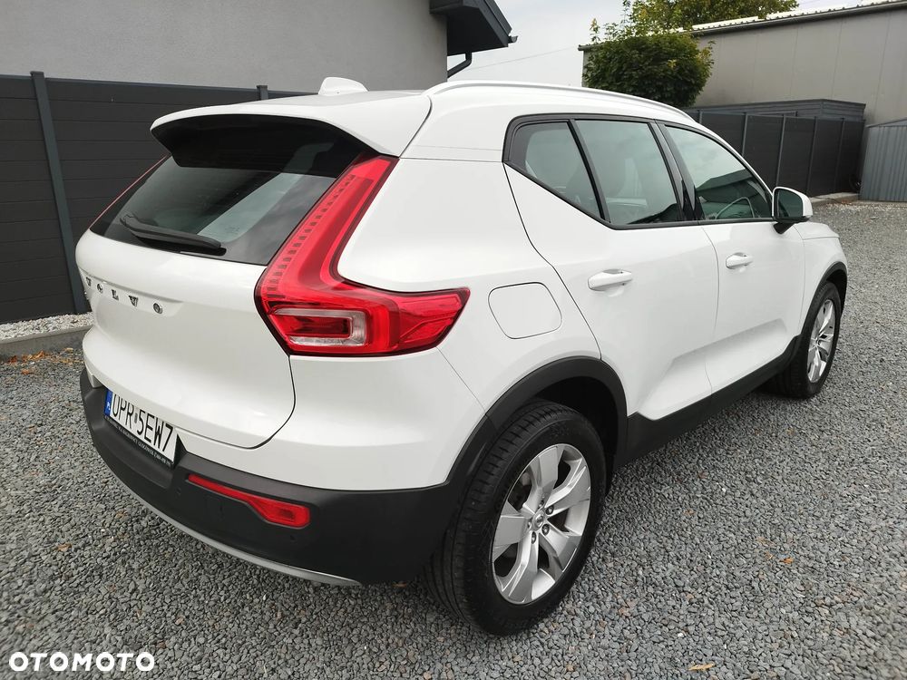 Volvo XC 40 T3 Momentum - 9