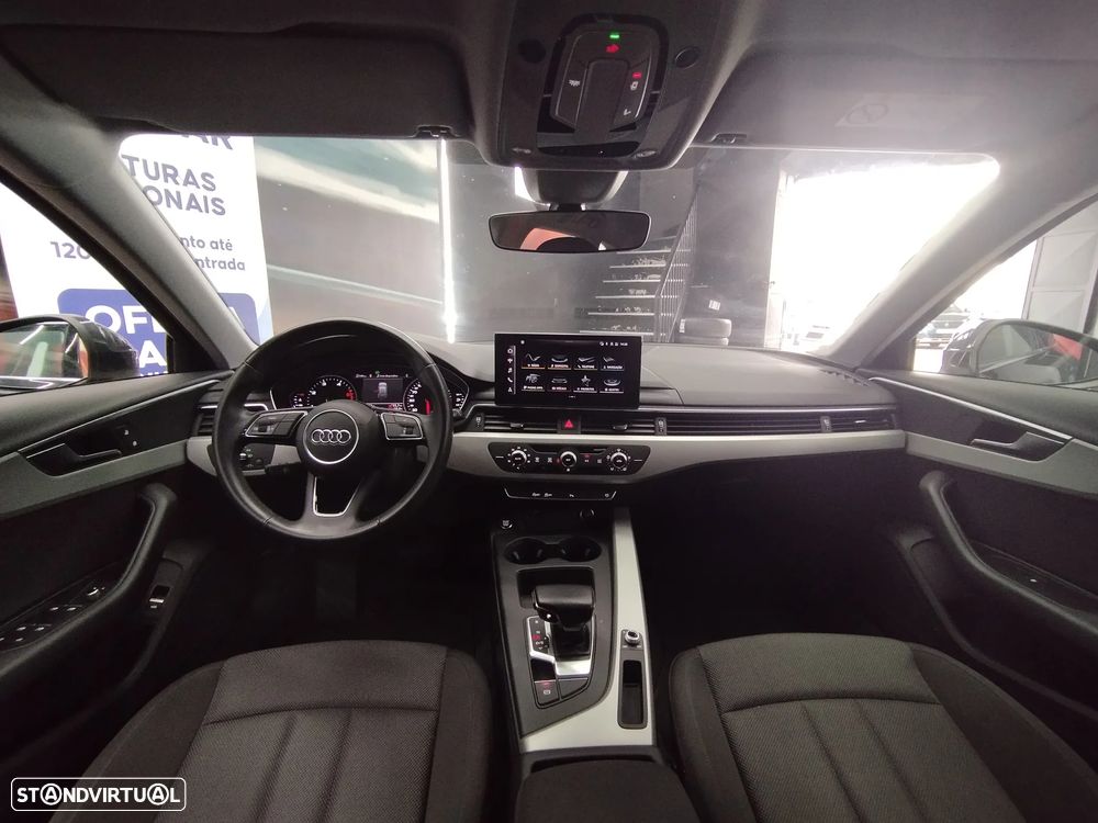 Audi A4 Avant 30 TDI S tronic - 15