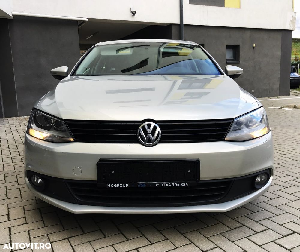 Volkswagen Jetta 1.6 TDI CR DPF DSG Highline - 2