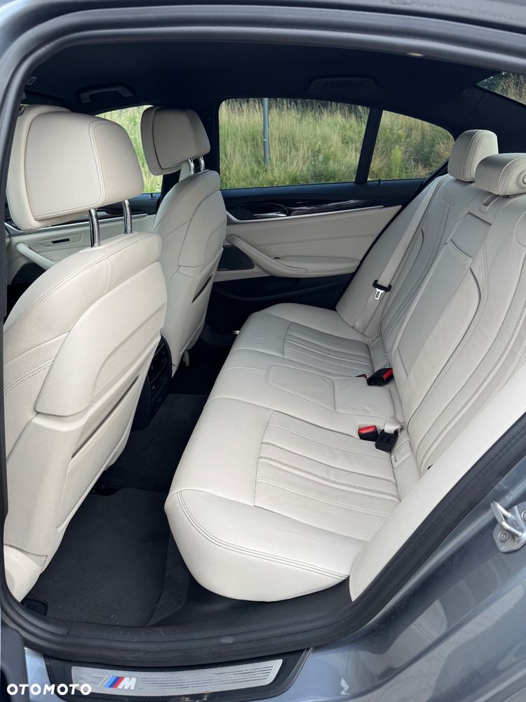 BMW Seria 5 530i xDrive M Sport sport - 15
