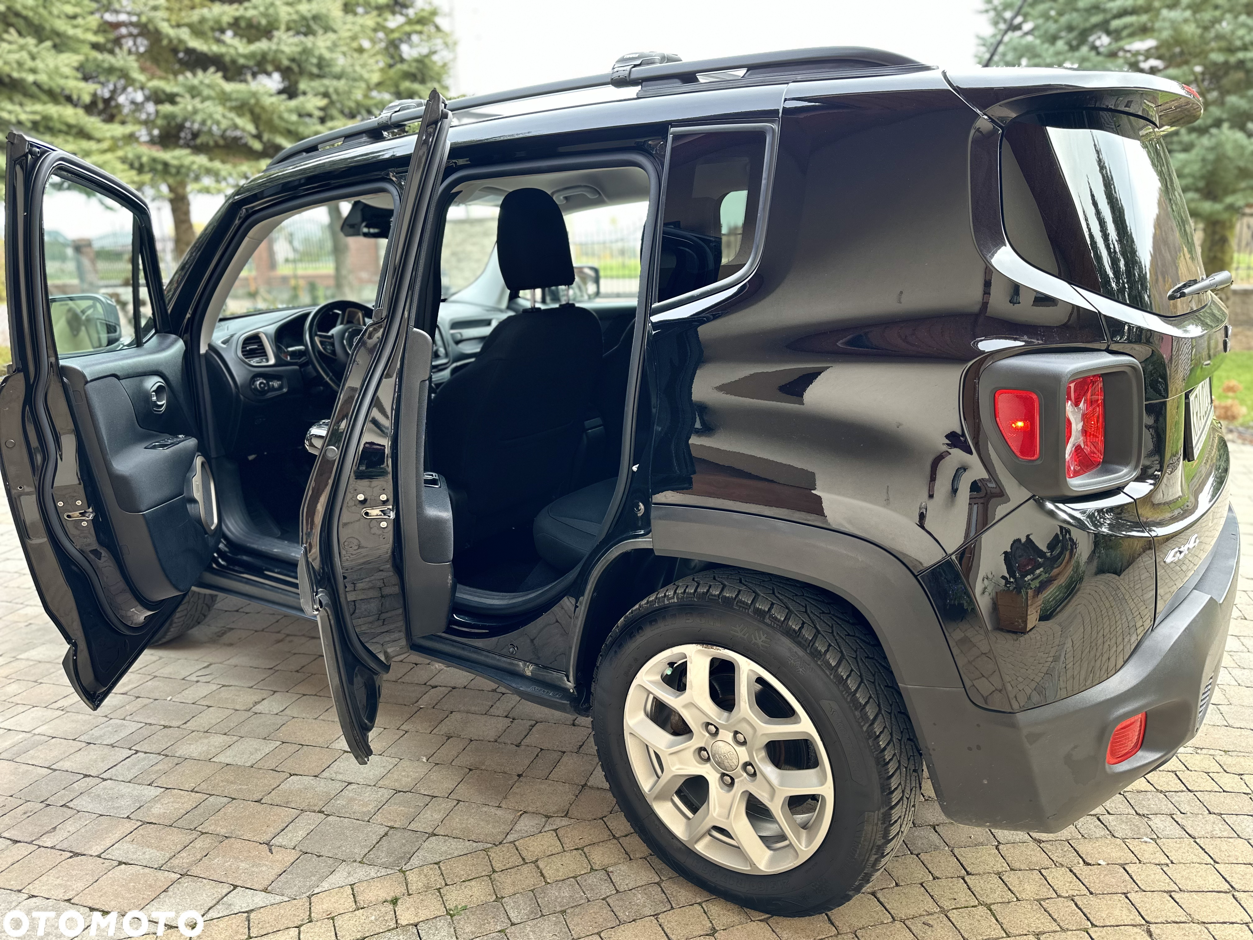 Jeep Renegade - 19