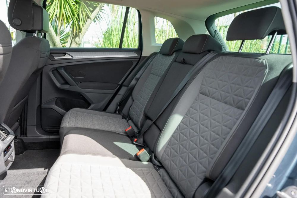 VW Tiguan 1.4 TSI eHybrid Conceptline DSG - 24