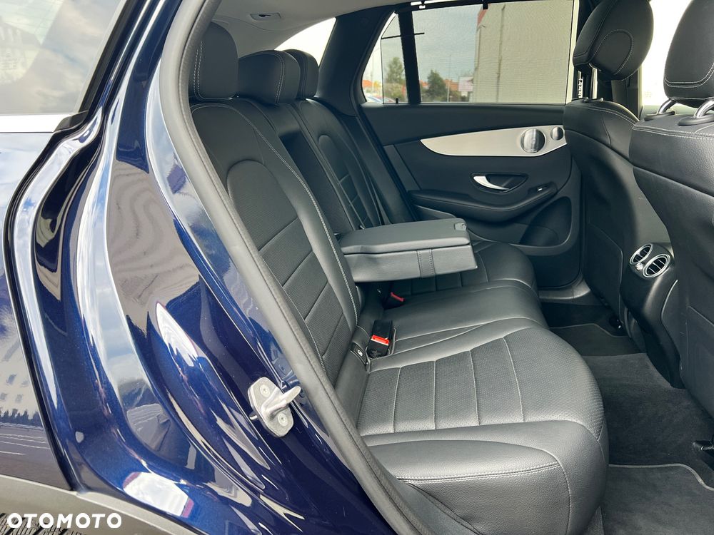 Mercedes-Benz GLC 200 4Matic 9G-TRONIC - 21