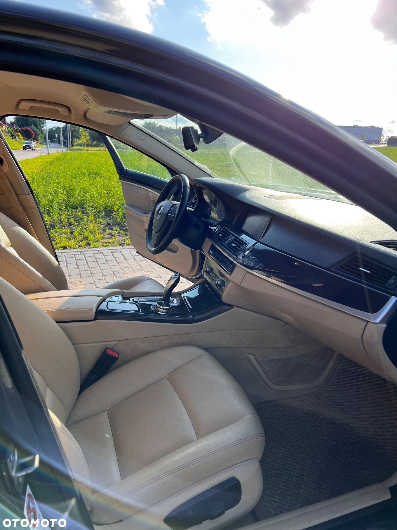 BMW Seria 5 520d Touring - 25