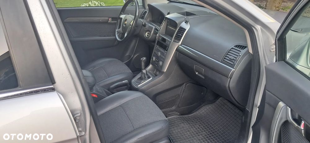 Chevrolet Captiva 2.0 2WD 7 Sitzer LS - 11
