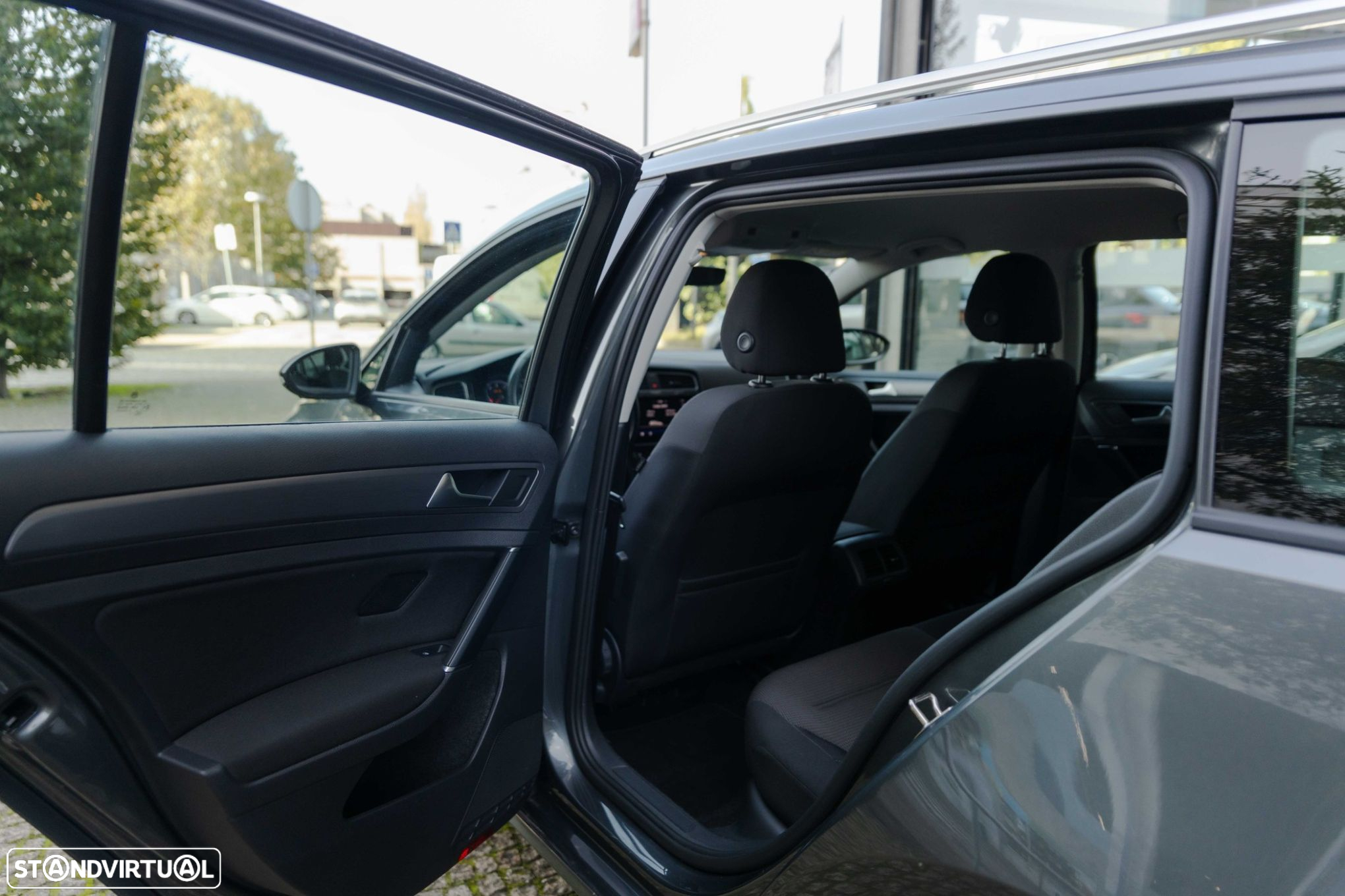 VW Golf Variant 1.0 TSI Confortline - 9