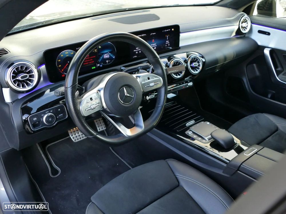 Mercedes-Benz CLA 250 e - 22