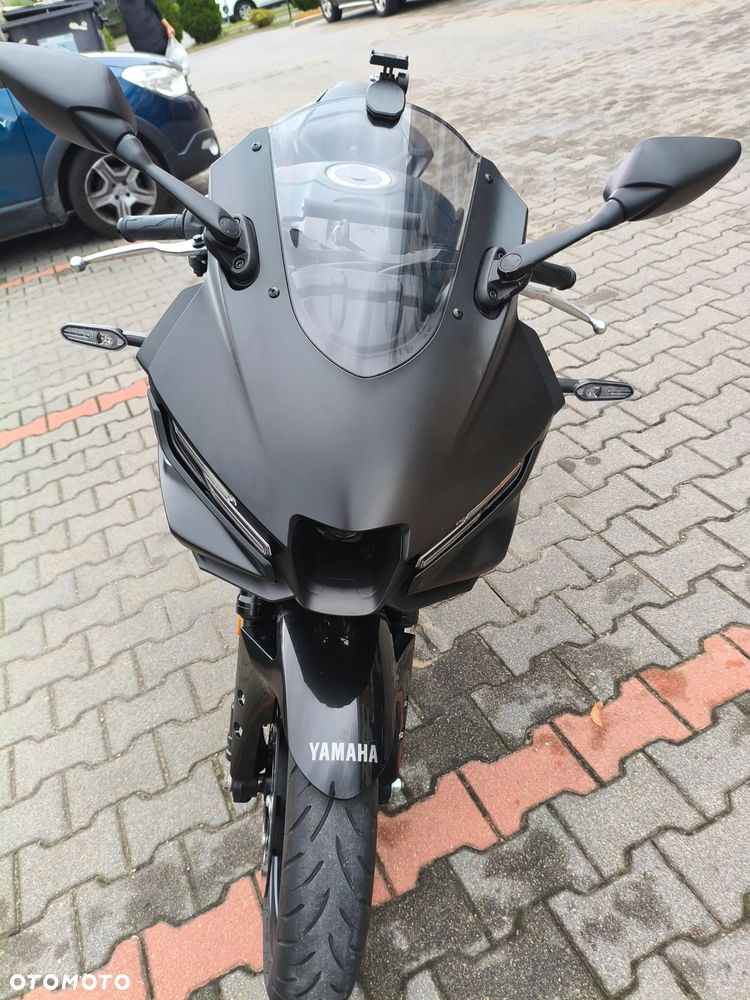 Yamaha R3 - 15