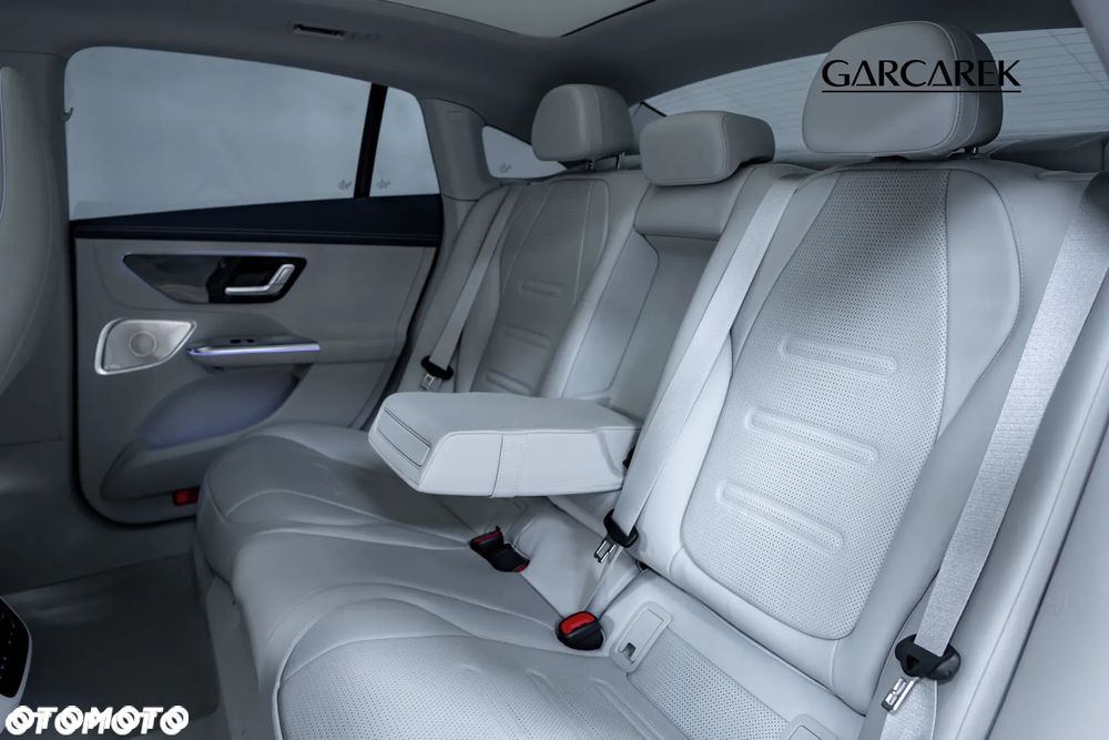 Mercedes-Benz EQE AMG 53 90.5kWh 4-Matic+ - 10