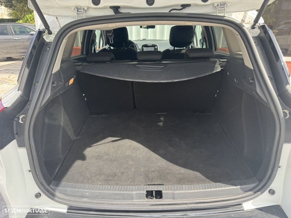 Renault Clio Sport Tourer 0.9 TCe Limited — fotografia 18