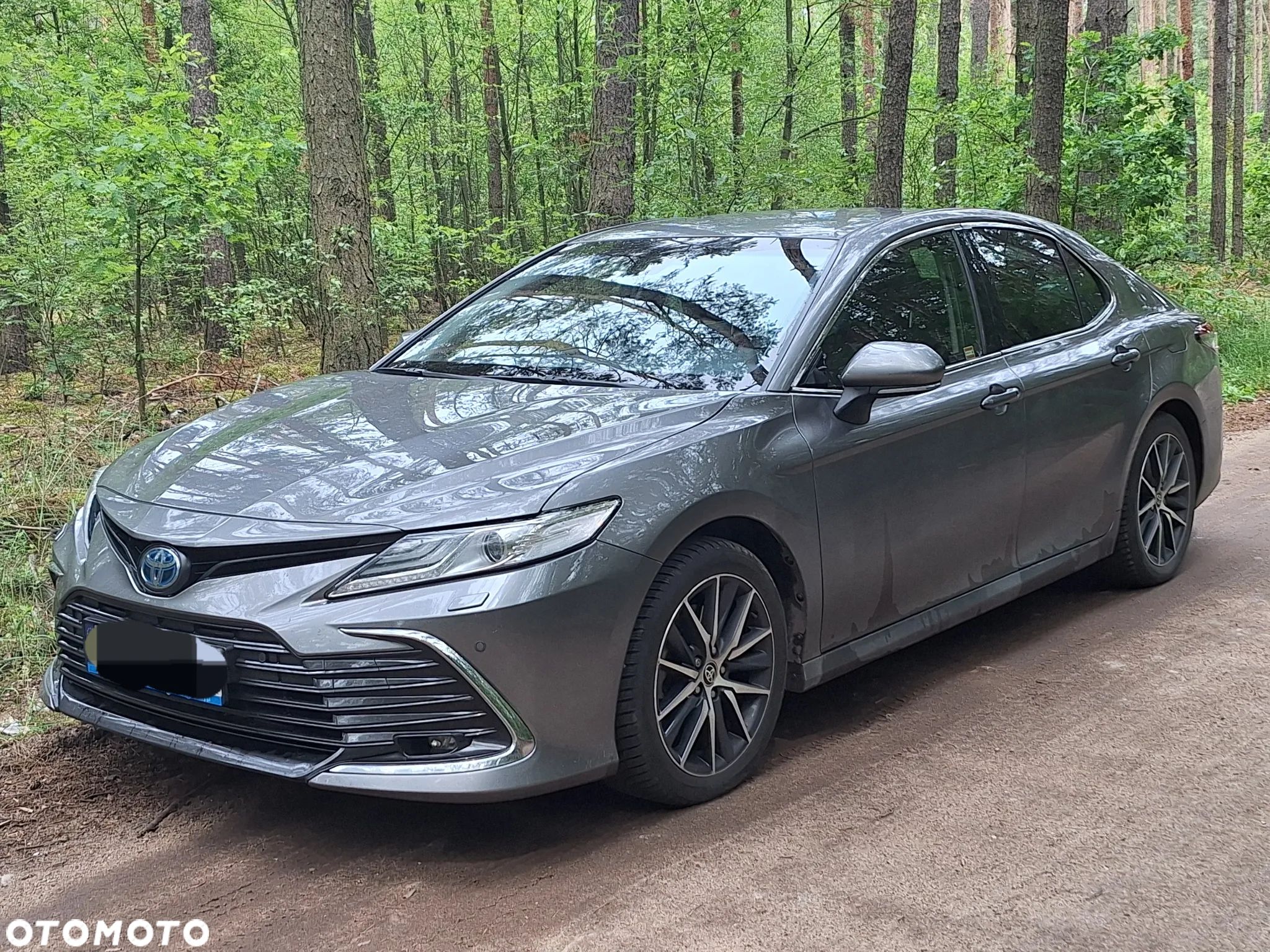 Toyota Camry 2.5 Hybrid Executive CVT - 1